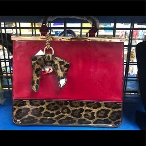 Two way purse 👜 wear it how you want to! 🥰